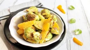 Salade de choux de Bruxelles rôtis à l'orange