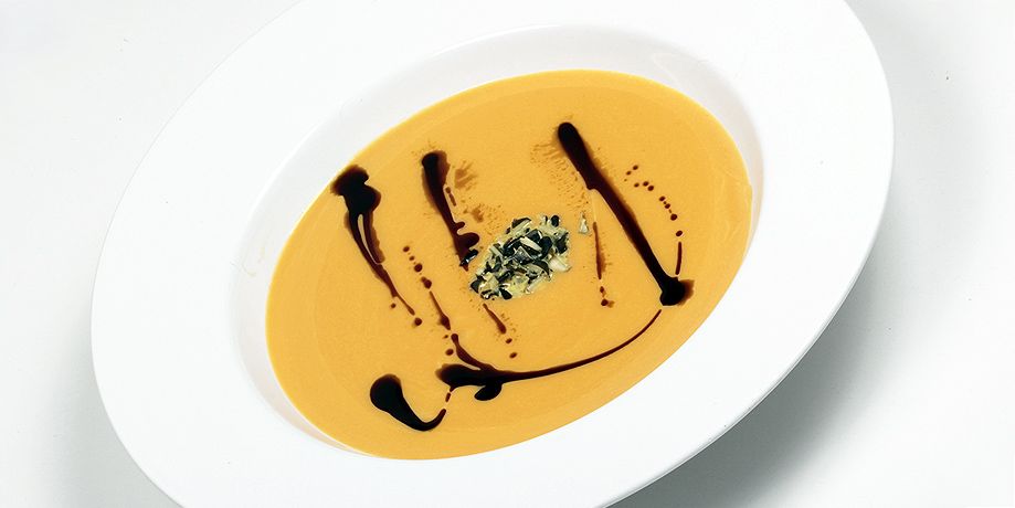 Velouté de citrouille avec PÖDÖR Vinaigre balsamique de pomme crema