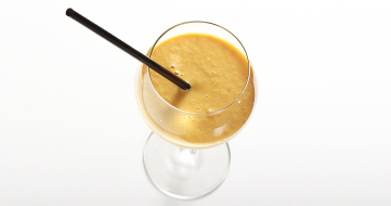 Oméga-3 smoothie avec Pödör huile de lin bio et huile de noix tigrée